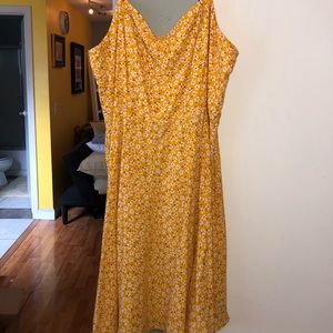 Old Navy Yellow Floral Dress
